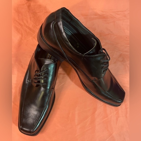 Stacy Adams size 8 1/2 M - Picture 1 of 11